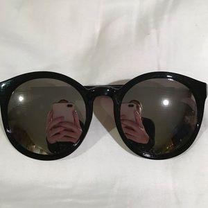 WOMENS BLACK OVERSIZED SUNGLASSES